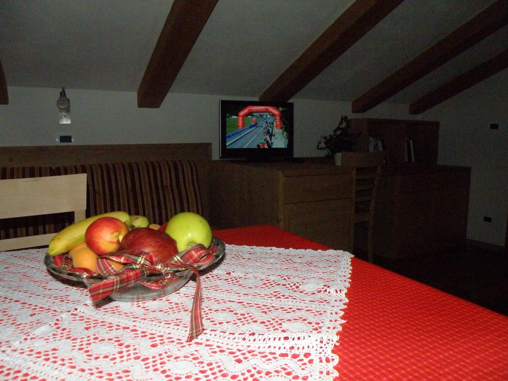 Ciasa Gabriel Apartment Колфоско Стая снимка
